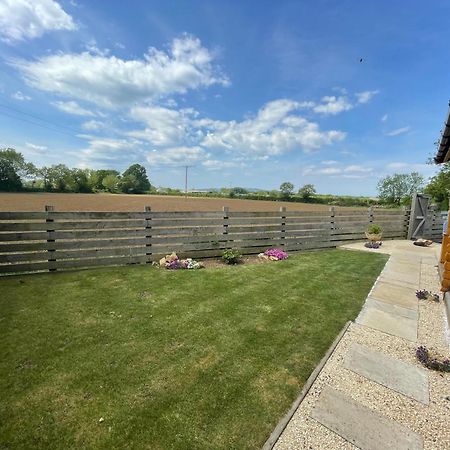 Keepers Lodges Broadway  Exterior foto